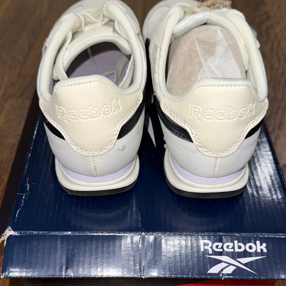 Reebok Women's Beige and Black Sneakers - Picture 4 of 5